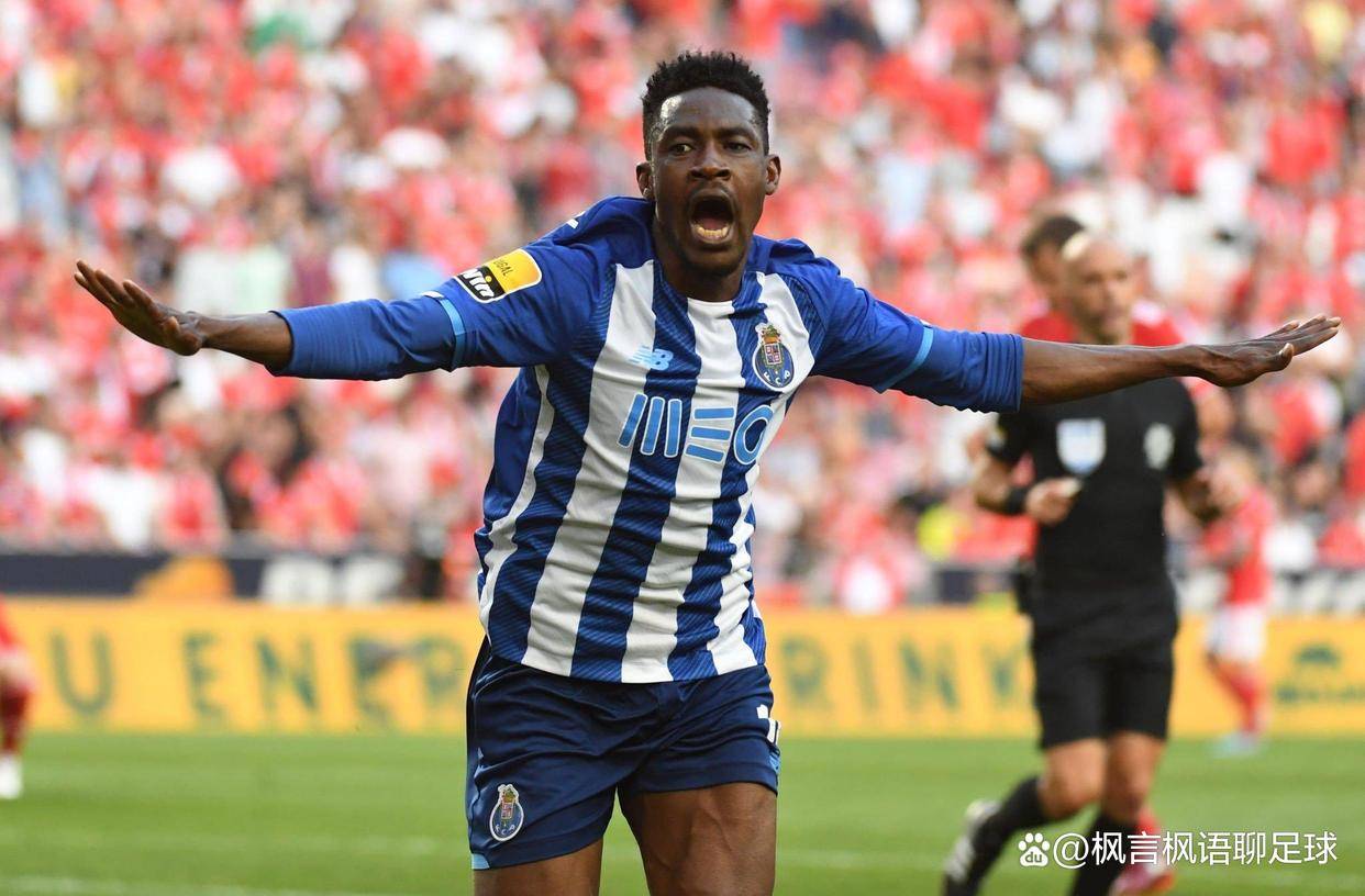 爱游戏app-赛前葡超焦点战，比利亚雷亚尔完成体检，引发热议，赛季目标并未改变的简单介绍-爱游戏app