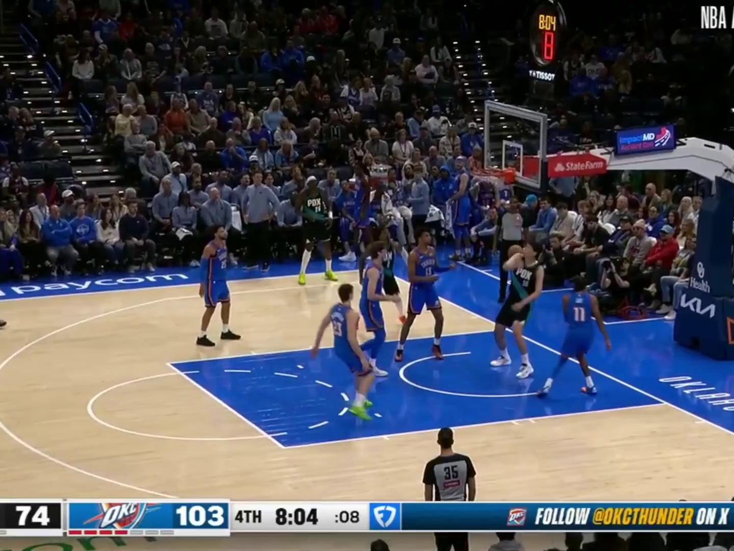 包含赛地聚焦——NBA常规赛冲刺阶段热度飙升，瓦伦西亚主帅复盘，气氛紧张，赛程密集仍需轮换的词条